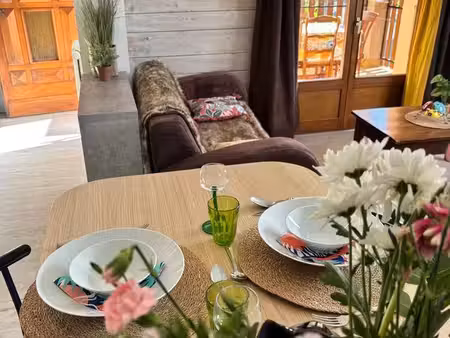 à louer : charmant appartement rénové à giez  proche du lac d'annecy