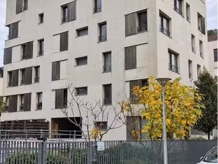 grand t1 37 56 m² – deux-lions – parking privatif – proche tramway
