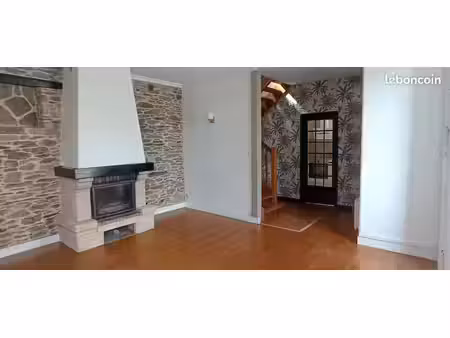 loue triplex en centre bourg