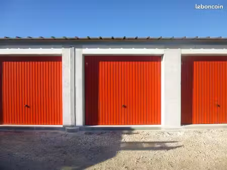 location garage les mathes