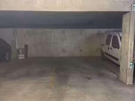 location place de parking