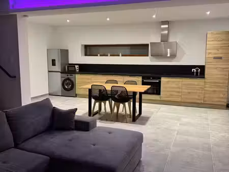 maison f2/f3 meublée 90 m2