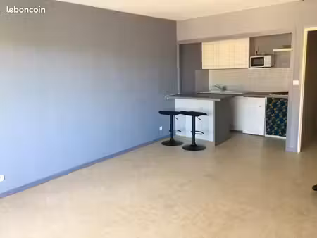 studio 1 pièce 35 m²