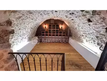 local commercial de 50 m² à saint-maximin-la-sainte-baume