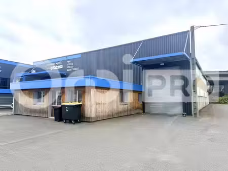 location local d’activités le havre 76600 535m²