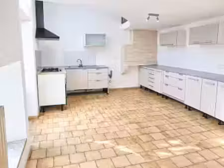 location maison 5 pièces 206 m² à thillot (55210)