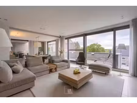 stijlvol penthouse van 200 m² met ca. 100 m² terrassen in oud-rekem