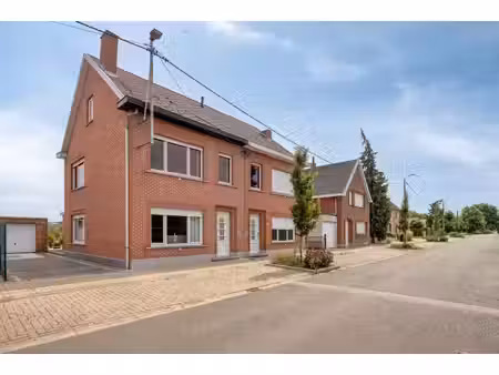 te renoveren halfopen bebouwing in steenhuffel
