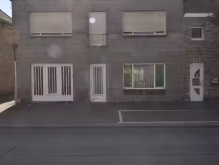 half-open te renoveren woning te zandvoorde