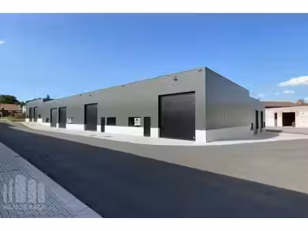 surface industrielle à louer à deinsesteenweg 121 tielt (rbw92834)