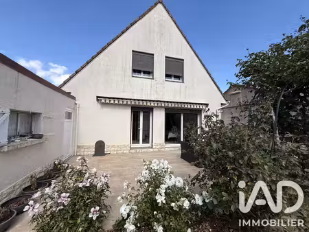 maison à vaux-le-pénil (77000)