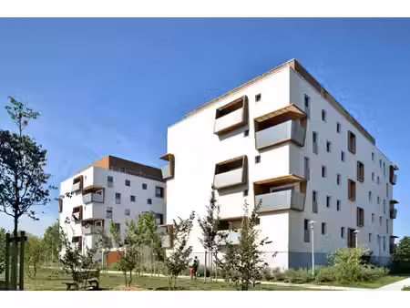 begles- res bbc t3 avec balcon+ parkings et cellier