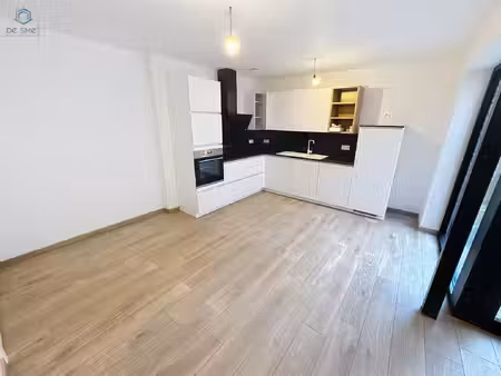 appartement te koop in zandbergen met 2 slaapkamers