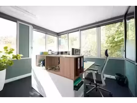 location bureaux 74m²