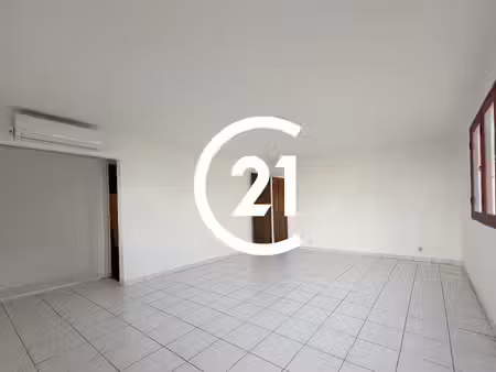 schoelcher - plateau roy - 5 bureaux a louer