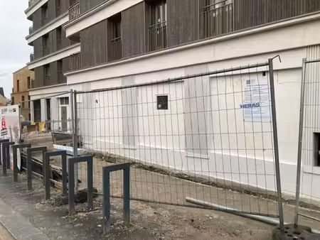 vente commerce noisy le grand 93160 317m²