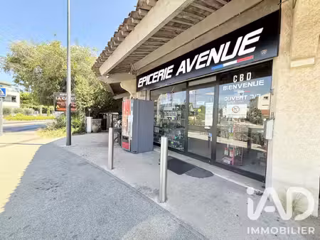 vente alimentation 52 m²