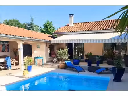 69290 grezieu la varenne - maison à vendre 5 pièces - plain pied - piscine - gargae -calme