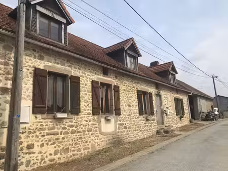 jolie maison de hameau à saint leger magnaziex
