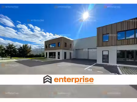 location entrepôt wattrelos 59150 555m² à 1668m²
