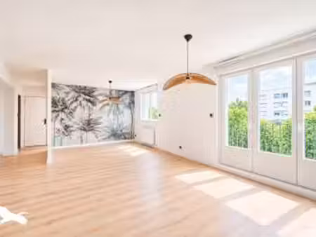 vente appartement 3 pièces à landerneau (29800) : à vendre 3 pièces / 90m² landerneau