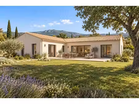 vente maison neuf 4 pièces 99m2 garéoult - 355000 € - surface privée