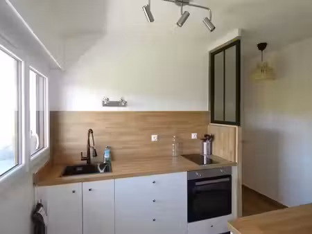 location meublée appartement 1 pièce 27.15 m² à beaune (21200)  560 €