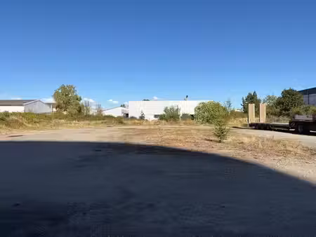 location local d’activités genay 69730 450m²