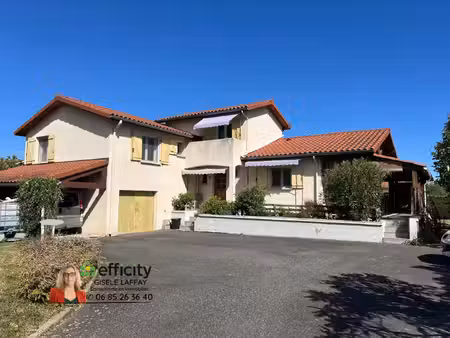 maison 6 pièces - 138 m²