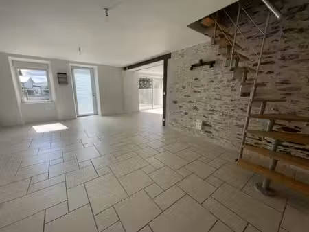 location maison les brouzils  108m² 4 pièces 850€ vendée