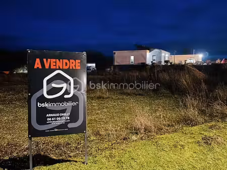 terrain de 1 829 99 m² à ressons-sur-matz
