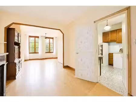 maison de ville 95 m² brou 2 chambres et 1 bureau