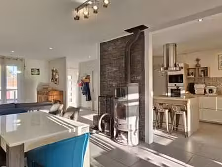 vente maison piscine à chaillé-sous-les-ormeaux (85310) : à vendre piscine / 100m² chaillé