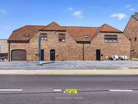 appartement te koop in maaseik met 2 slaapkamers