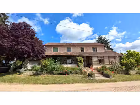 maison 8 pièces 195 m² à vendre / acheter payroux 86350 ? | era immobilier