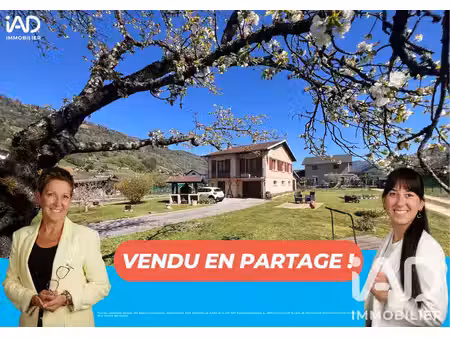 maison à valgelon-la rochette (73110)