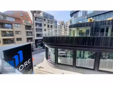 appartement te koop in knokke-heist met 1 slaapkamer