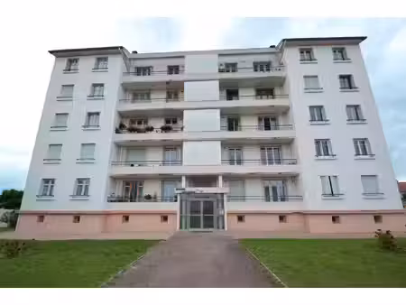 location appartement 3 pièces 66m² st pourcain sur sioule 03500