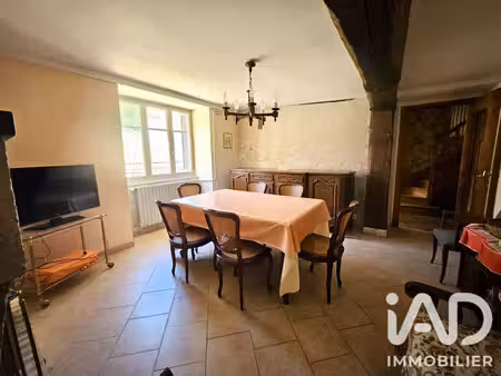 maison de village à valloire-sur-cisse (41150)