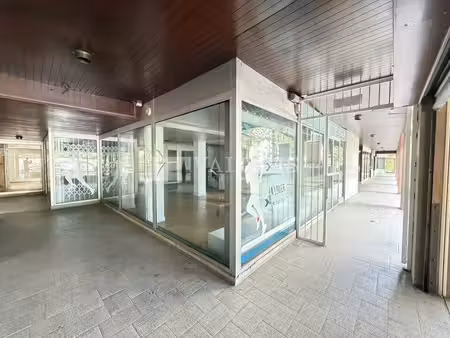 location local commercial 195m² lyon 5ème