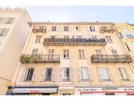 local commercial - murs libres - rue meyerbeer