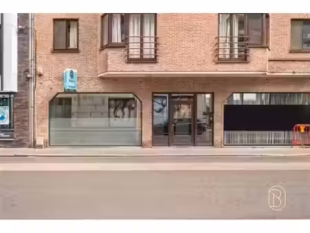 surface commerciale à vendre à holstraat 74 waregem (rbw92009)