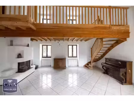 maison à vendre 5 pièces 169.25 m² - pontaumur (63) - 235 000€