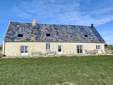 maison à vendre 6 pièces cricqueville-en-bessin – maison en pierre rénovée de 224 m² – 4 c