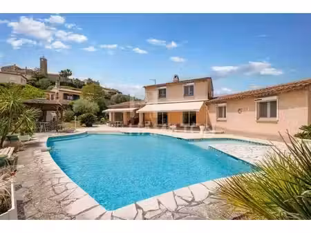 villa de 5 pièces de luxe en vente châteauneuf-grasse  france