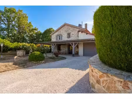 maison 7 pièces - 177 m²