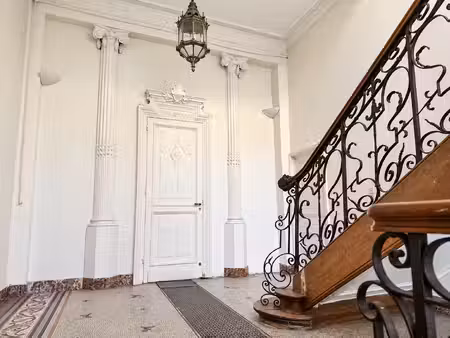 vieux-lille -- un duplex d'exception au coeur d'un hôtel parti