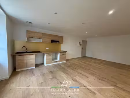 location appartement 3 pièces 84m² dampierre sur salon 70180