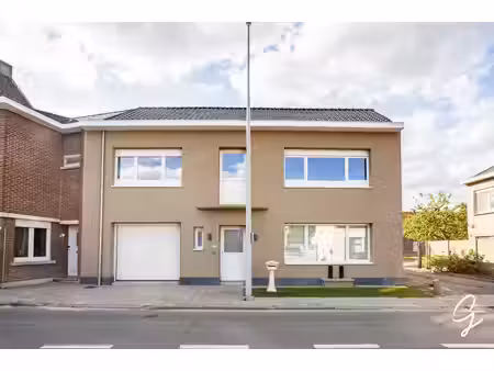 huis te koop in sint-lievens-houtem met 2 slaapkamers