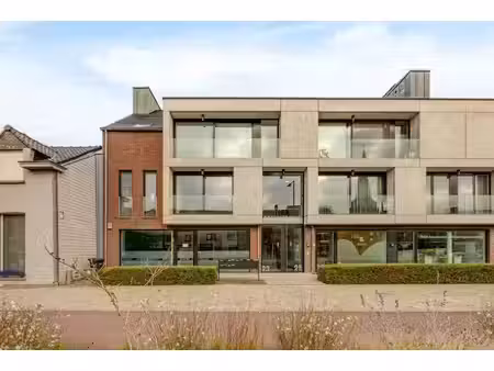 appartement te koop in stabroek met 2 slaapkamers